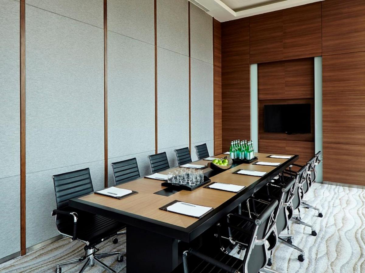 Fraser Residence Menteng Jakarta Exteriör bild