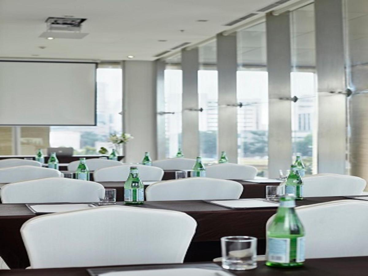 Fraser Residence Menteng Jakarta Exteriör bild